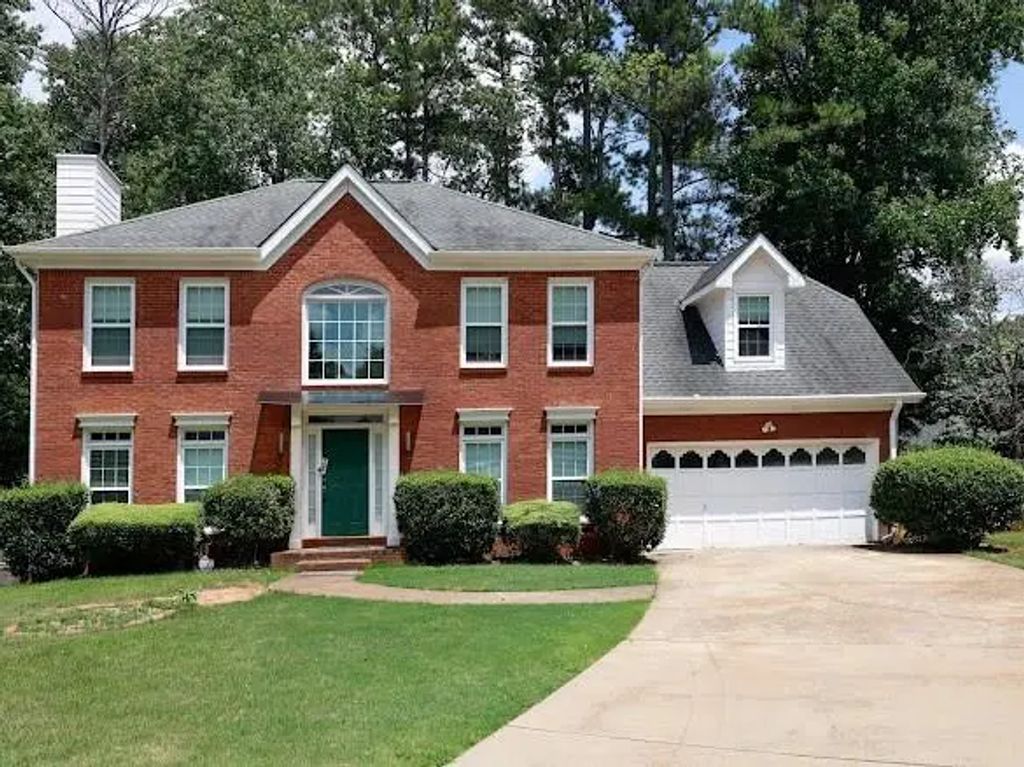 662 Golden Brook Court, Lawrenceville