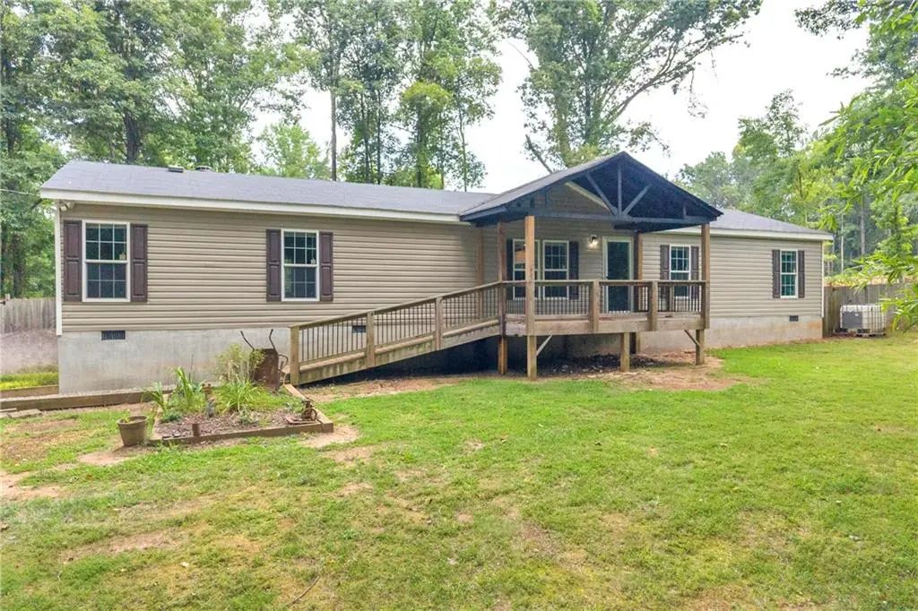 81 Jarrett Lane, Gillsville