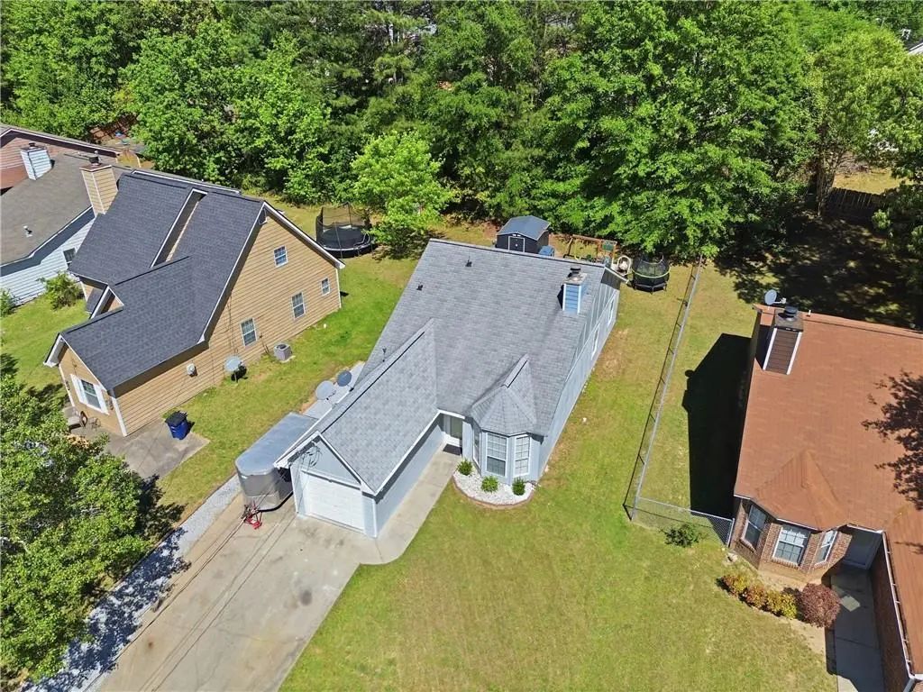 8048 Fieldstream Way, Douglasville