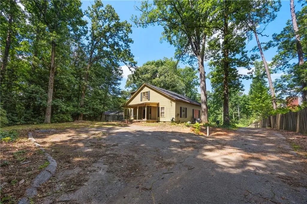3740 Peachtree Dunwoody Road Ne, Atlanta