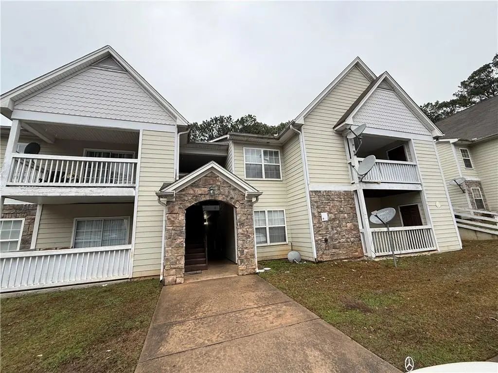 312 Ridge Creek Drive, Clarkston