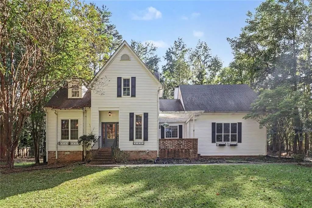 180 Courtland Drive, Fayetteville
