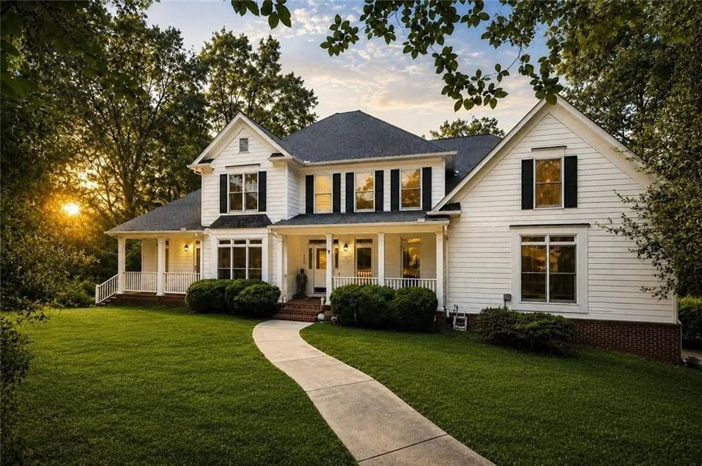 990 Bramlett Shoals Road, Lawrenceville