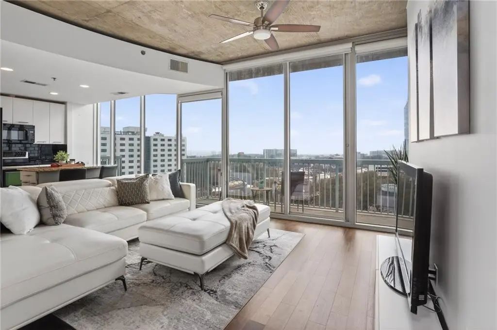 Unit 1312 - 3324 Peachtree Road Ne, Atlanta