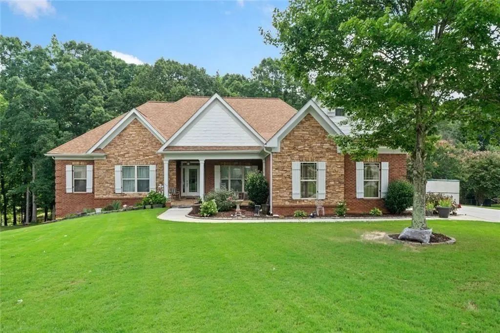 2200 Spruce Lake Drive, Dacula