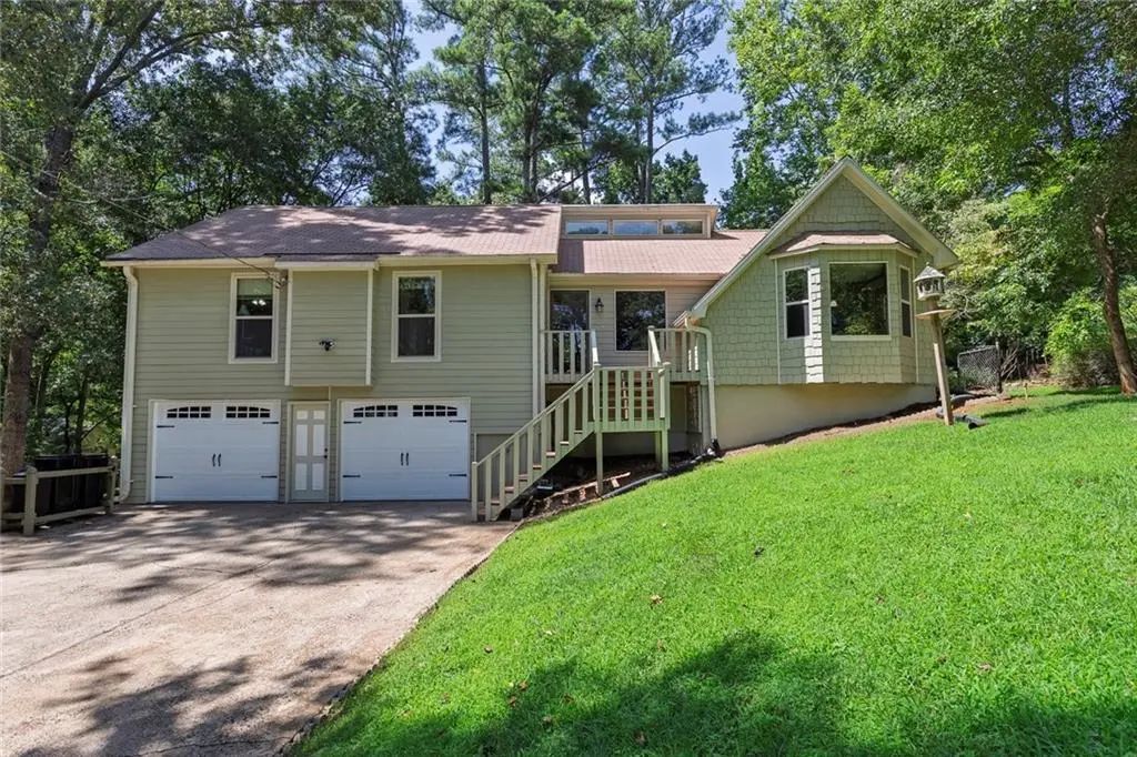 709 Cobb Trail, Woodstock