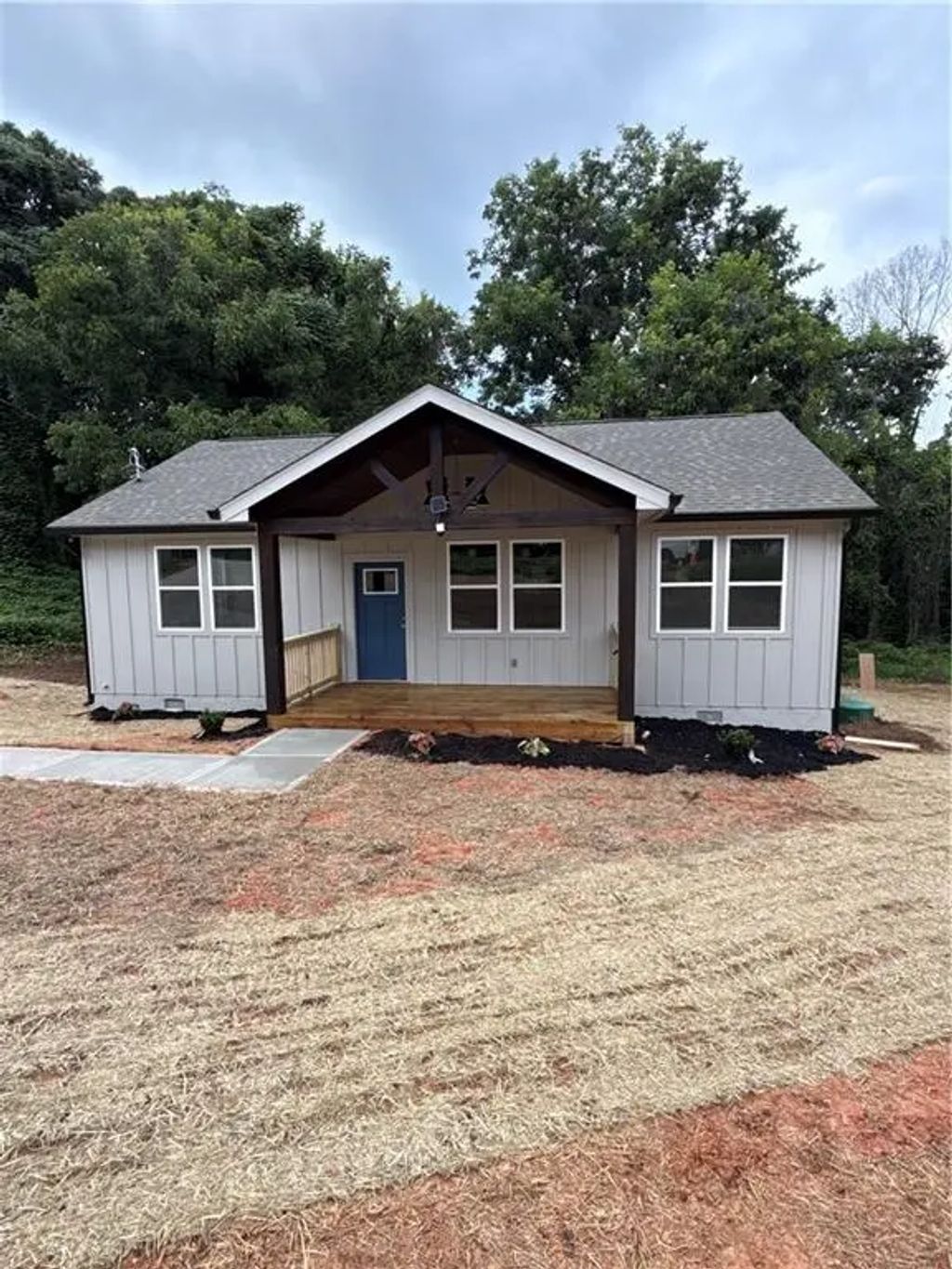 80 Elberton Street, Toccoa