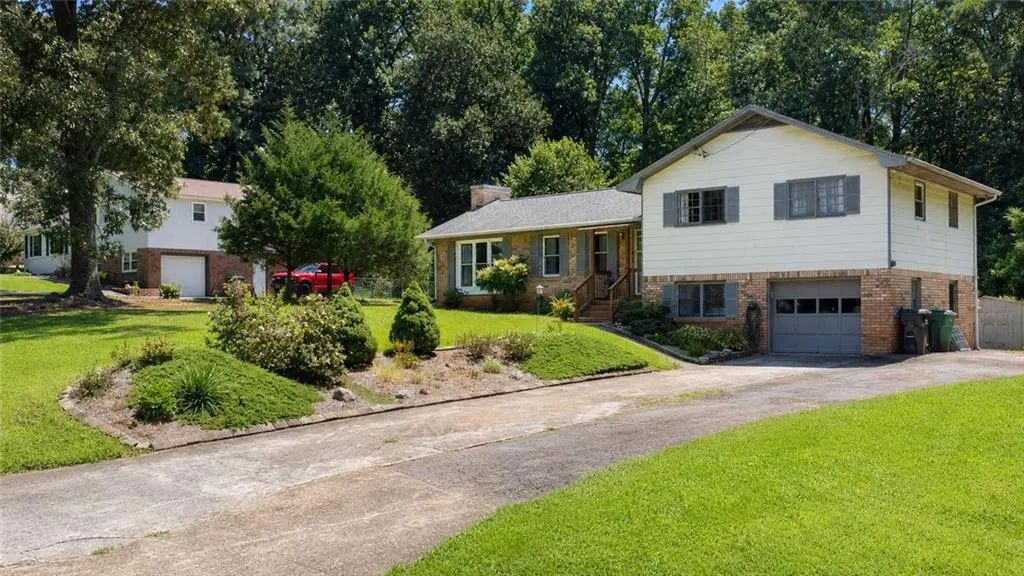 1627 Dogwood Lane, Acworth
