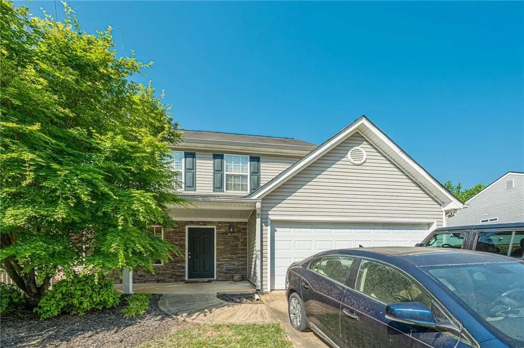 316 Greystone Circle, Hiram