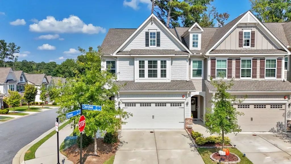 1005 Cherryfield Run, Marietta