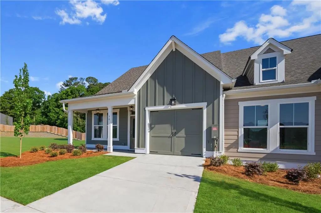 104 Harmony Circle, Cartersville