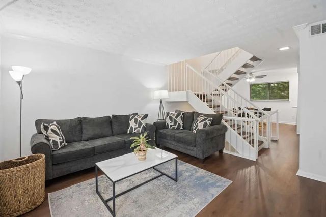 7345 Cardigan Circle, Atlanta