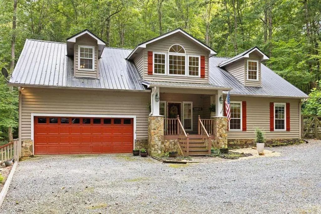 434 Lemmon Drive, Ellijay
