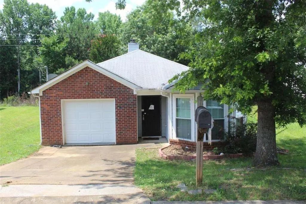 6592 Browns Mill Ferry Drive, Lithonia
