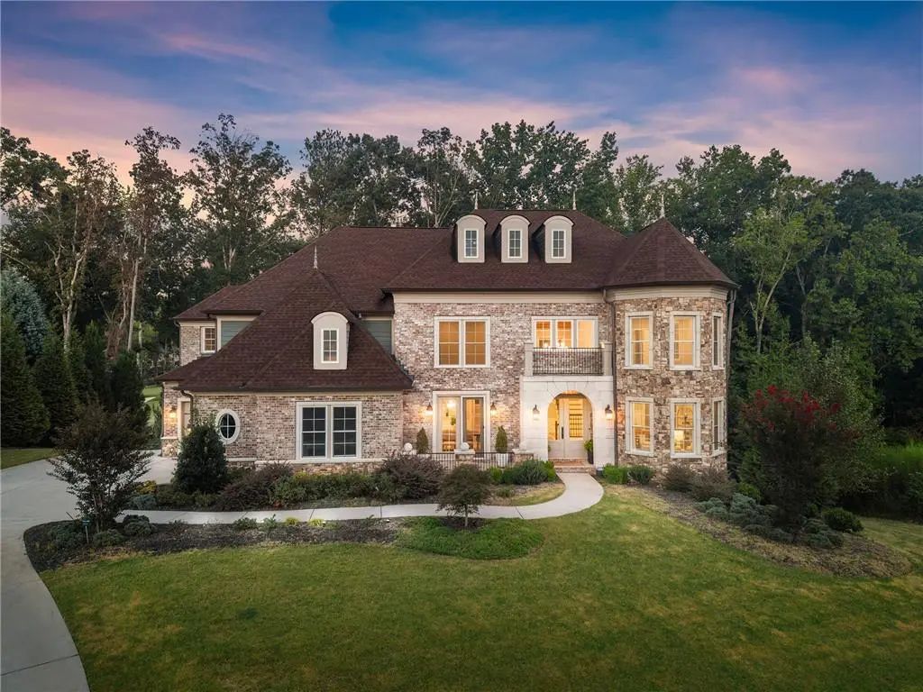516 Founders Drive E, Alpharetta