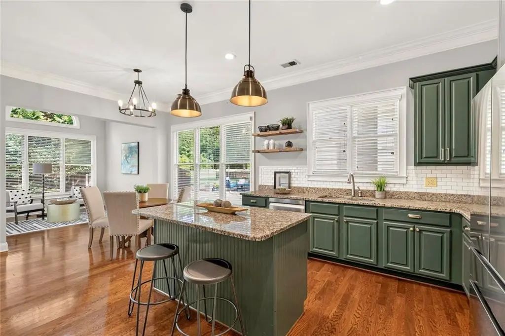 4054 Hill House Road Sw, Smyrna