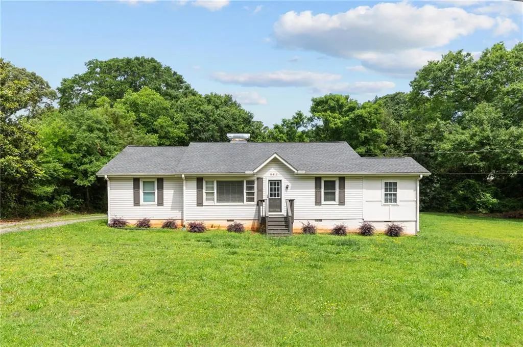 641 Highway 23 Nw, Suwanee