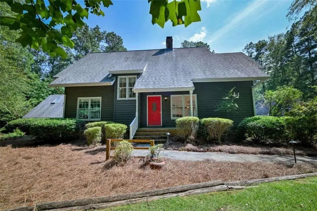 3189 Spring Lake Dr Ne, Conyers