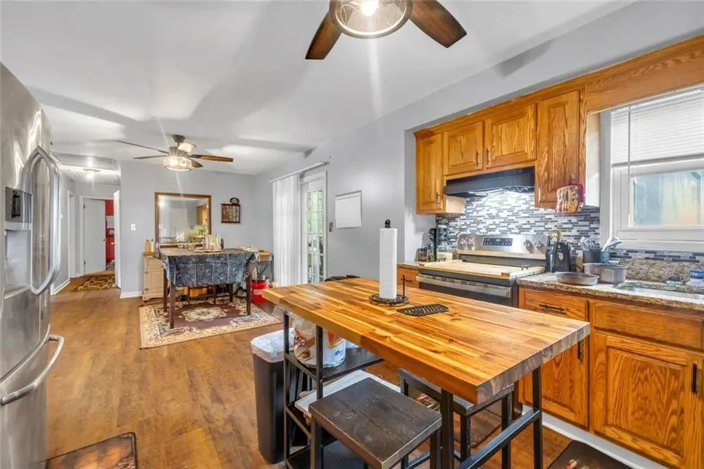 6874 Cherry Circle, Lithia Springs