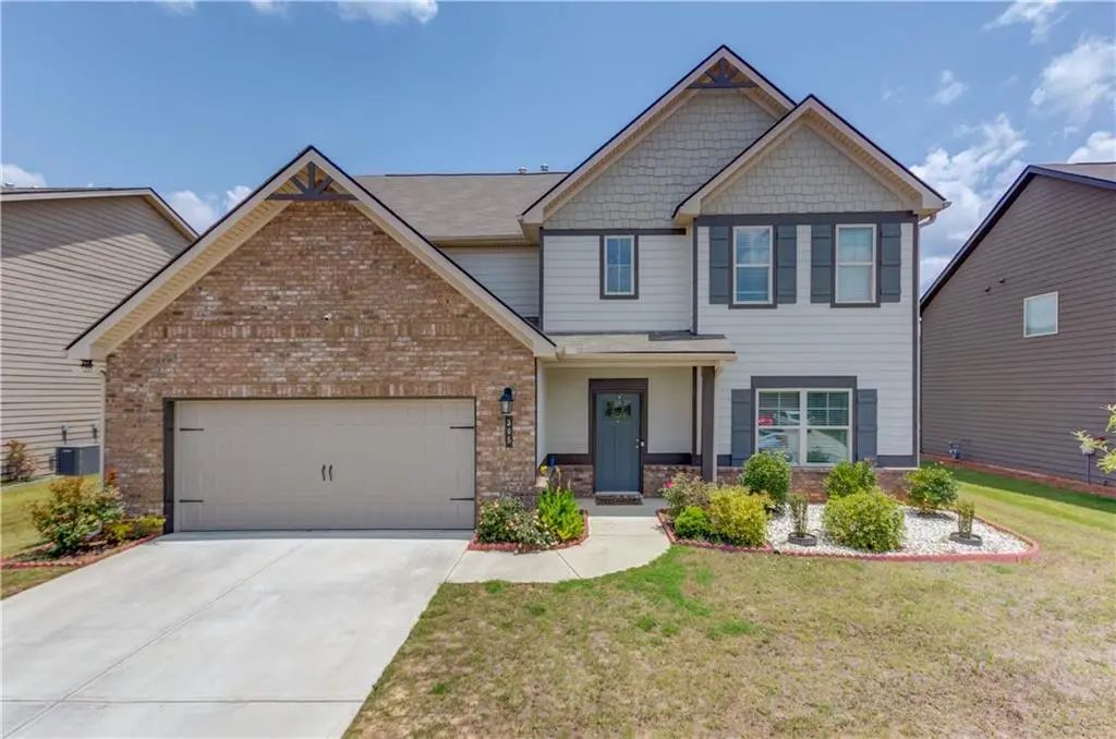 305 Eleanora Crossing, Loganville
