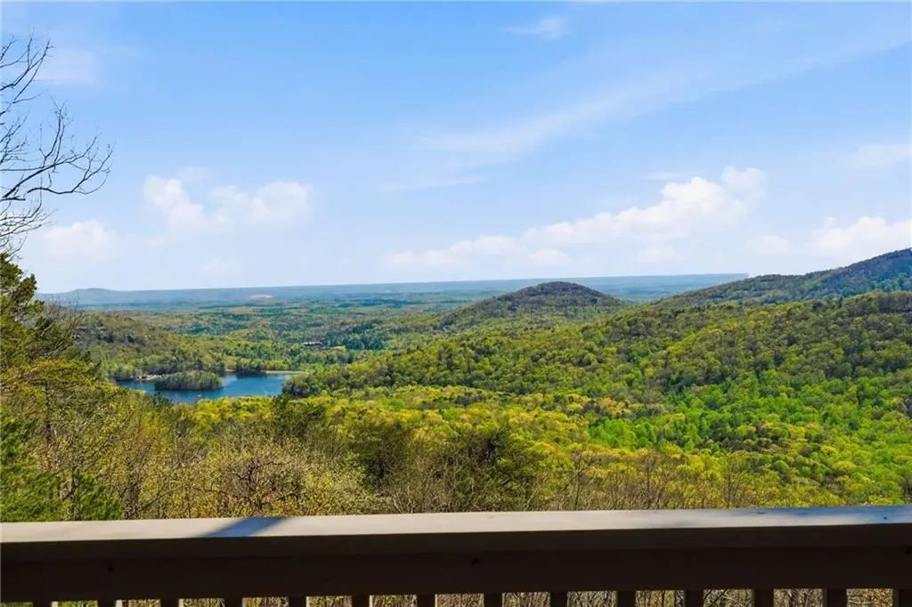 1021 Falcon Heights, Big Canoe