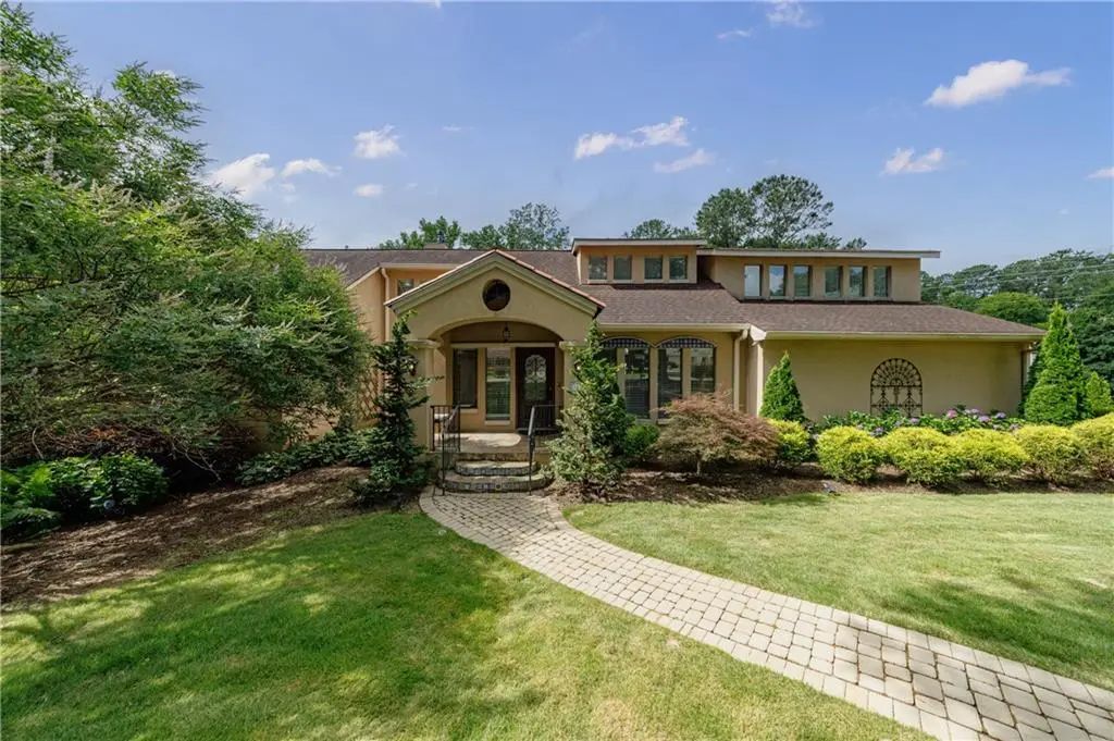 4474 Cove Island Drive Ne, Marietta