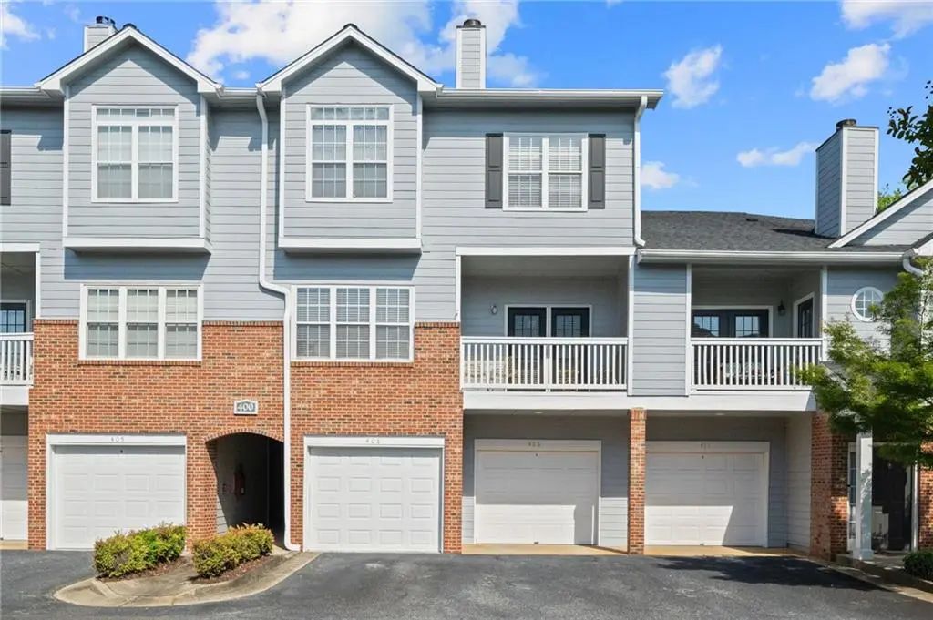 408 Vinings Forest Circle Se, Smyrna