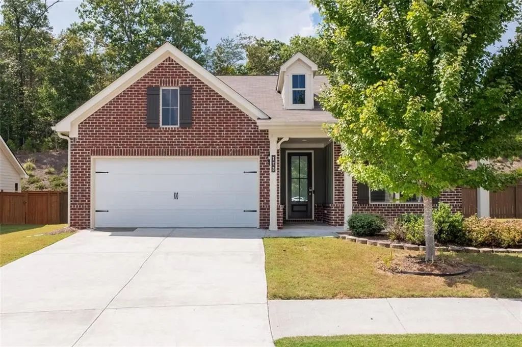 173 Rolling Hills Place, Canton