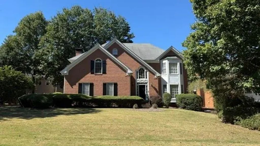 5630 Vicarage Walk, Alpharetta