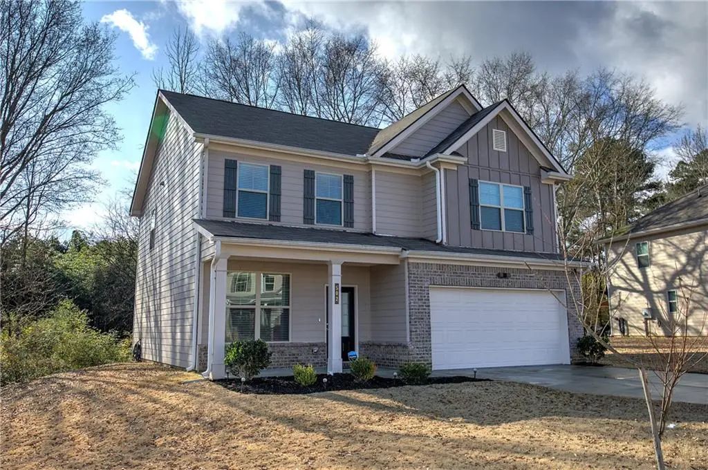 502 Mcginnis Circle, Calhoun