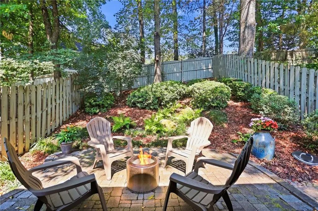 Unit R - 1085 Davis Circle Nw, Atlanta