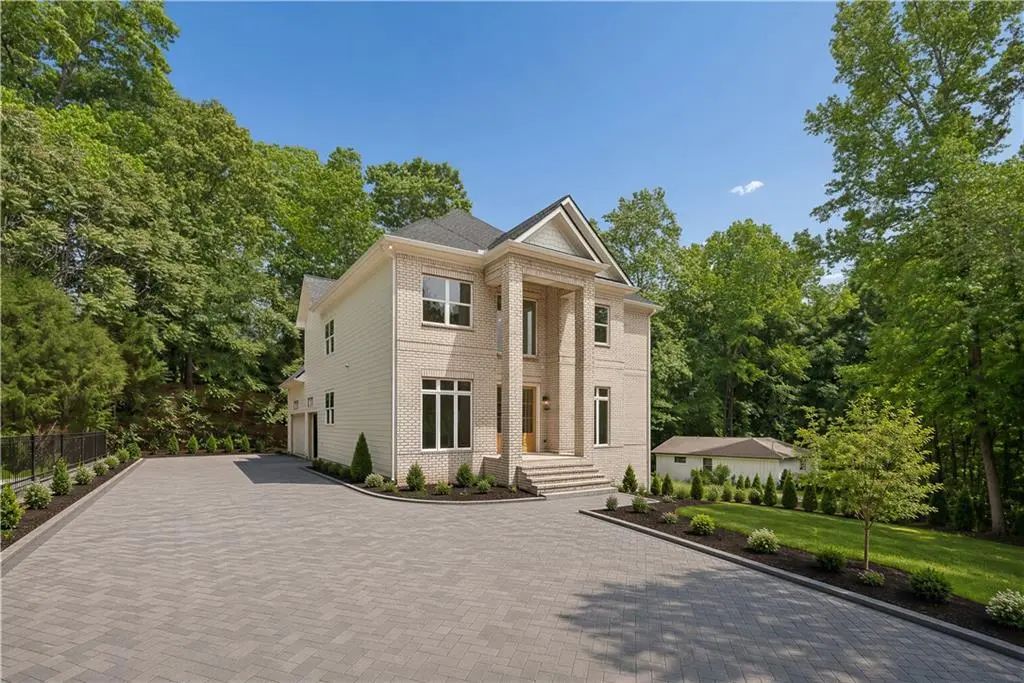 10745 Waters Road, Alpharetta