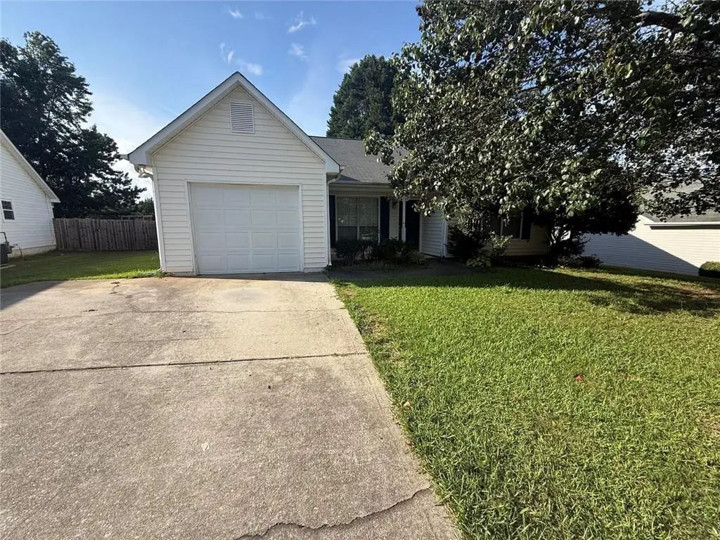 505 Village Circle, Stockbridge