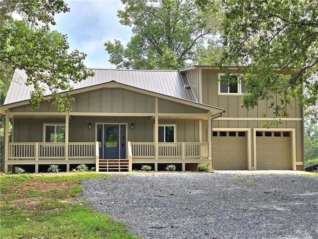 2417 Mobile Road, Mccaysville