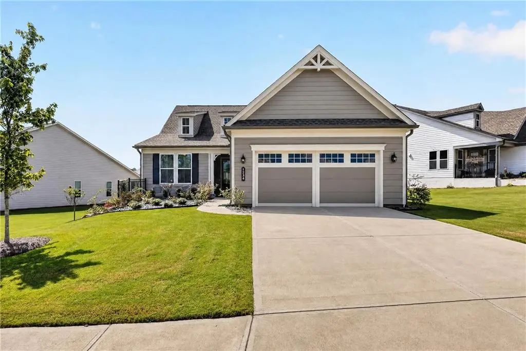 320 Salton Way, Hoschton