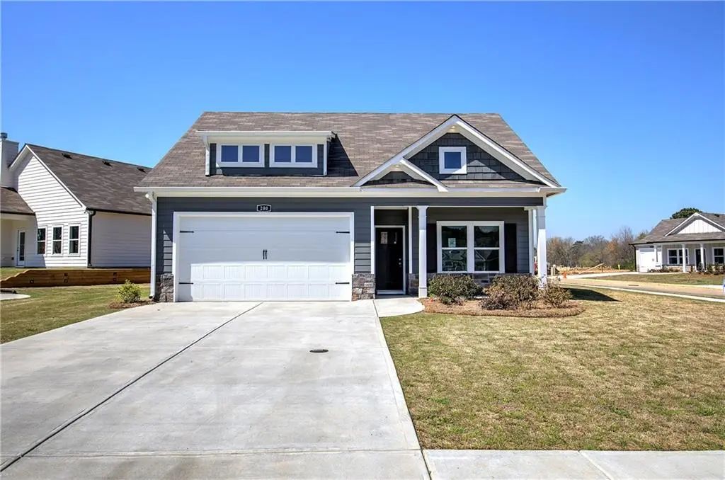 200 Daisy Court, Cartersville