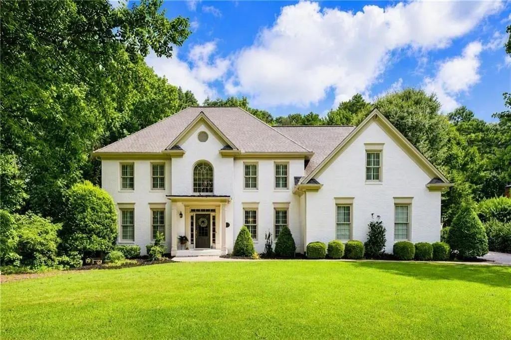 1670 Highgrove Club Drive, Milton