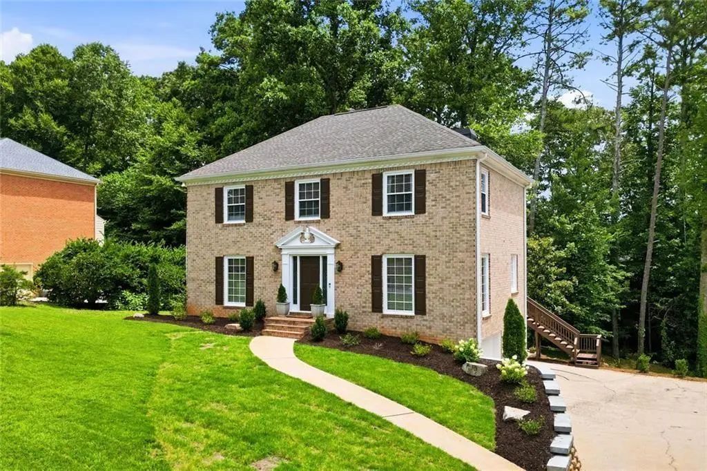 2114 Wyeth Walk, Marietta