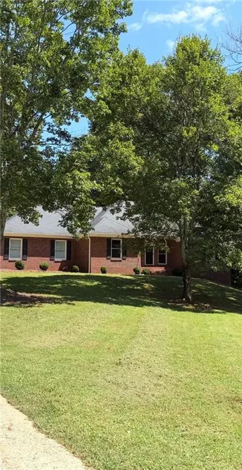 208 Marvin Land Lane, Canton