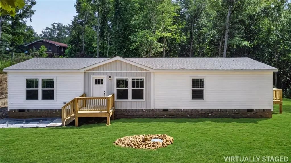 758 Upper Burris Road, Canton