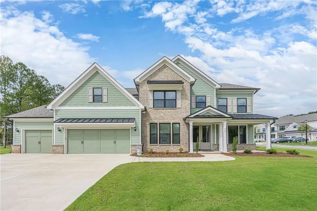 904 Bessie Court, Loganville