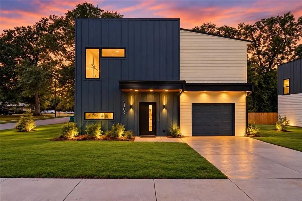 5109 Cherry Street, Forest Park