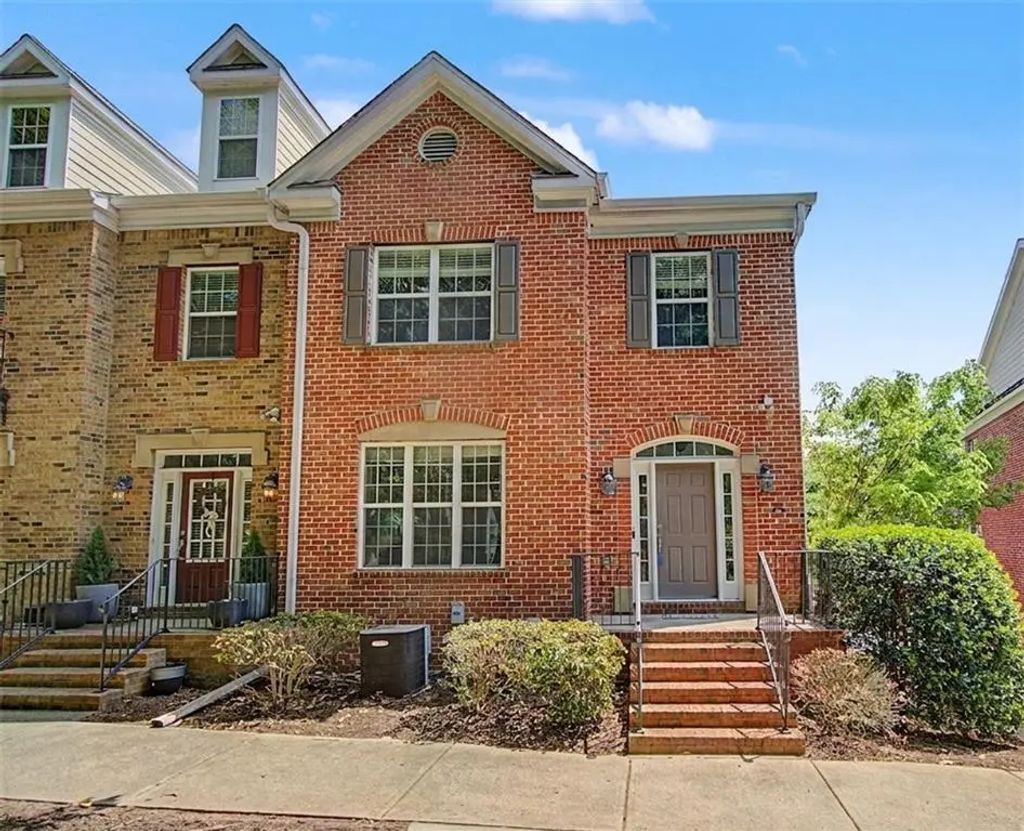 3216 Bucks Way, Alpharetta