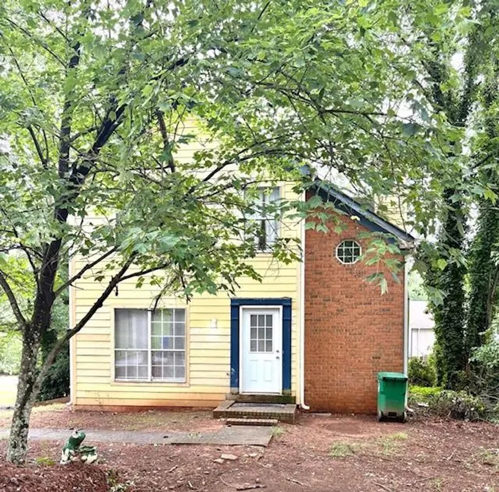 4987 Celtic Way, Stone Mountain