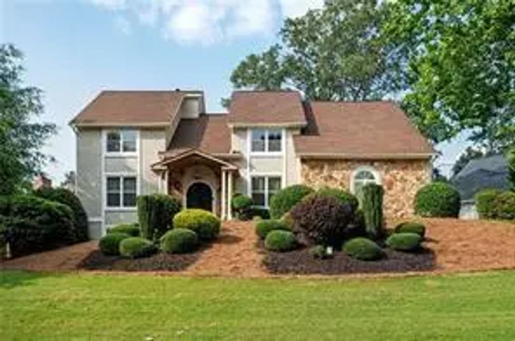 2917 Ashebrooke Drive Ne, Marietta
