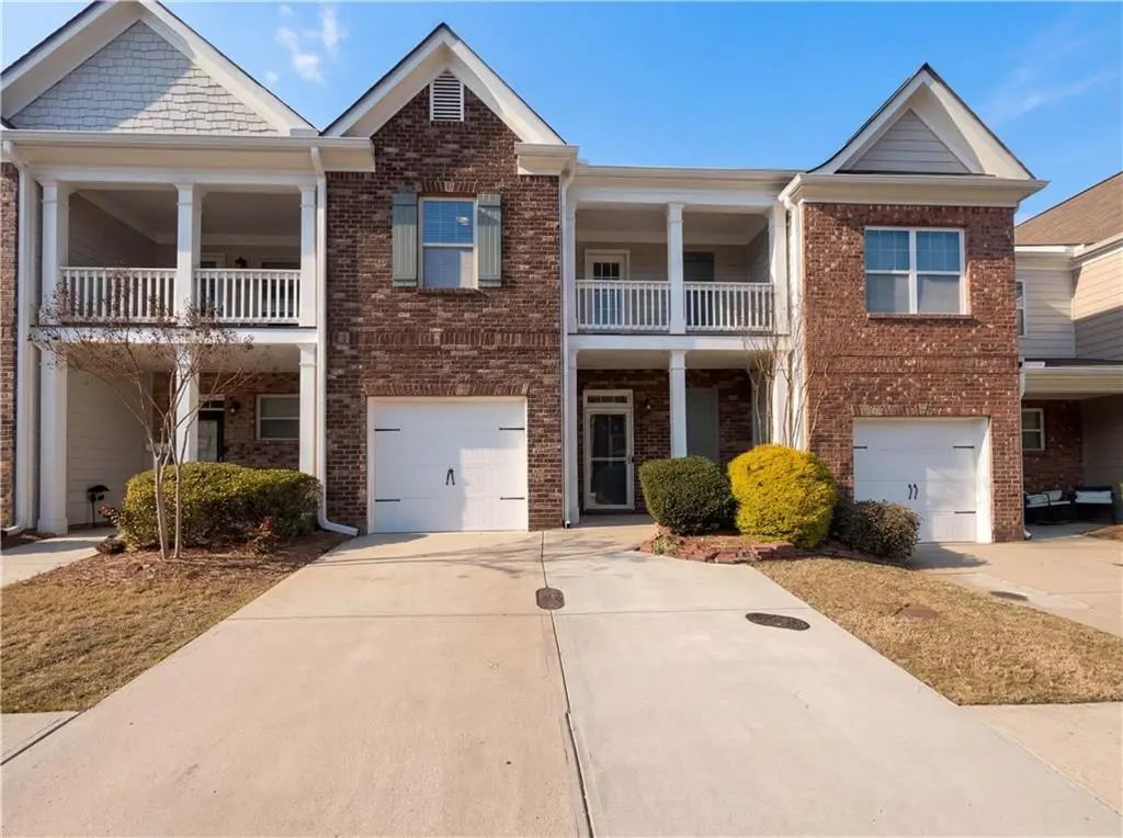 220 Madison Avenue, Acworth