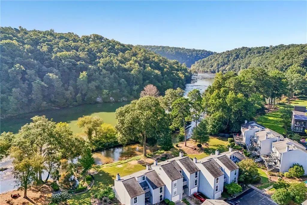 Unit 17 - 1017 Riverbend Club Drive Se, Atlanta