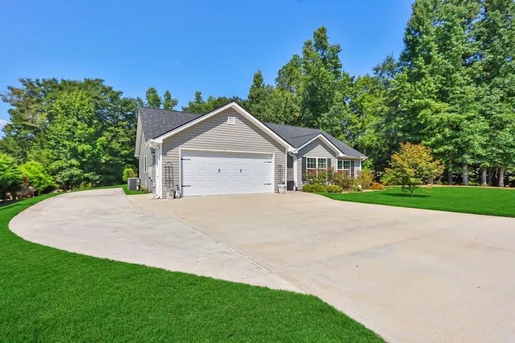 3710 Silver Hill Circle, Gainesville