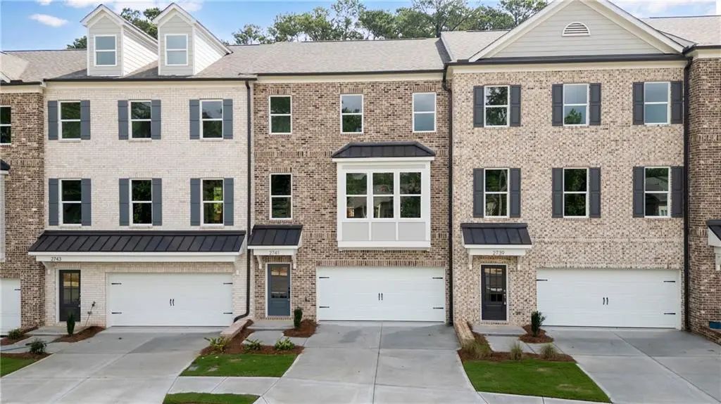 2741 Hallwood Lane, Suwanee
