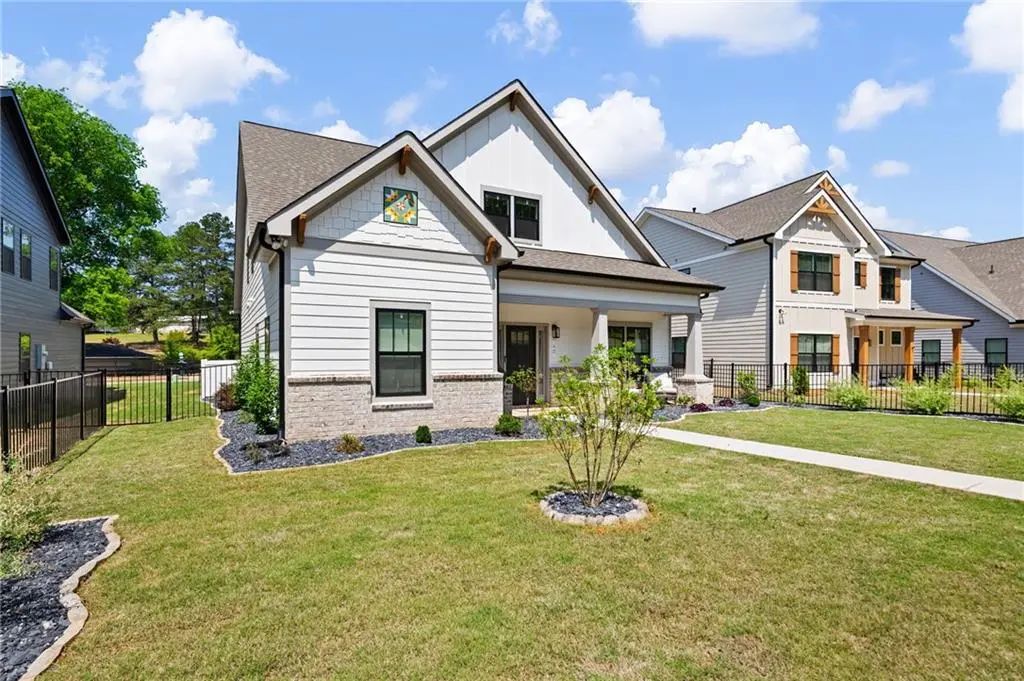 40 Puckett Road Se, Emerson